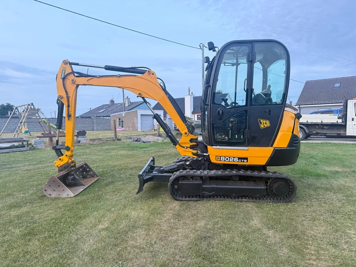 JCB 8026 Mini digger - Image 1