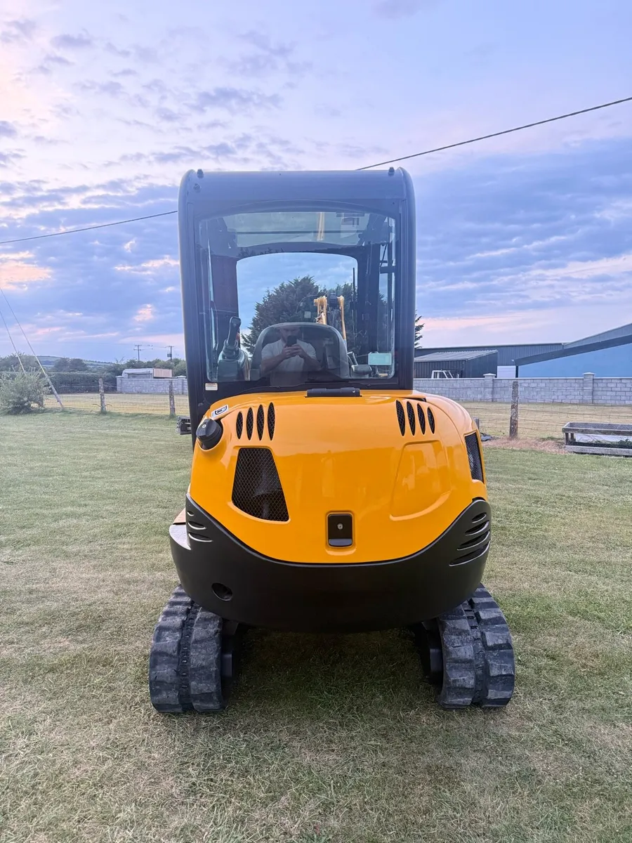 JCB 8026 Mini digger - Image 2