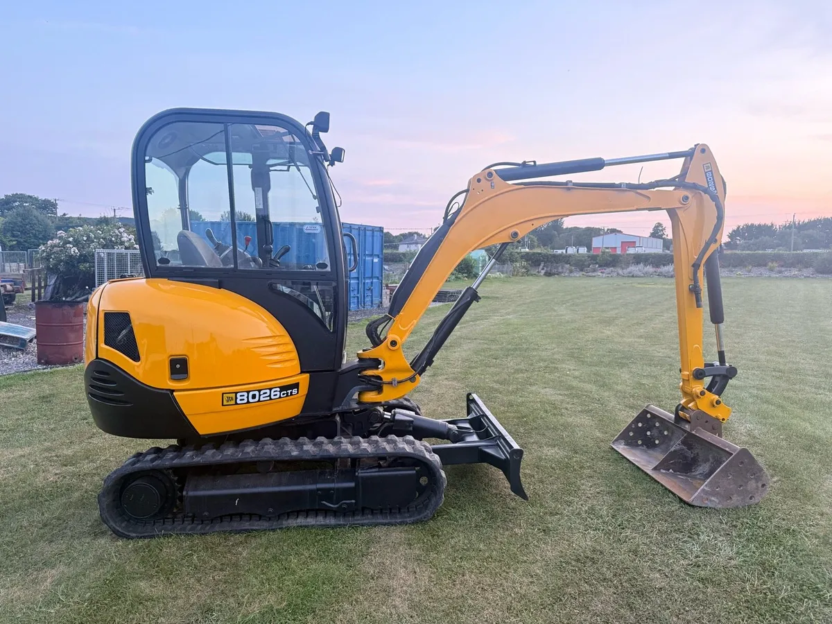 JCB 8026 Mini digger - Image 3