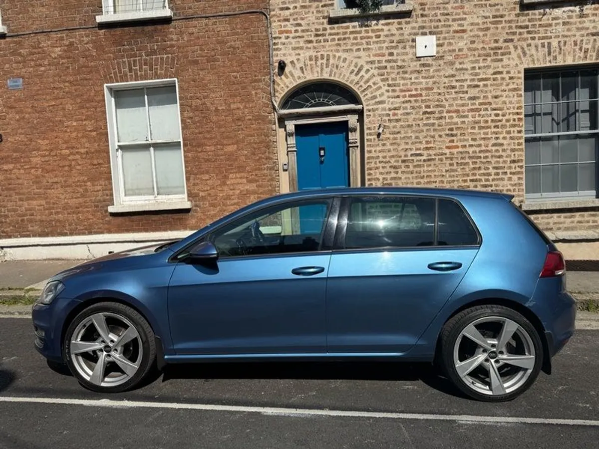 2016 Volkswagen Golf - Image 4