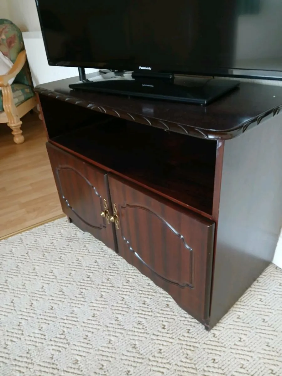 Television Unit - Image 1
