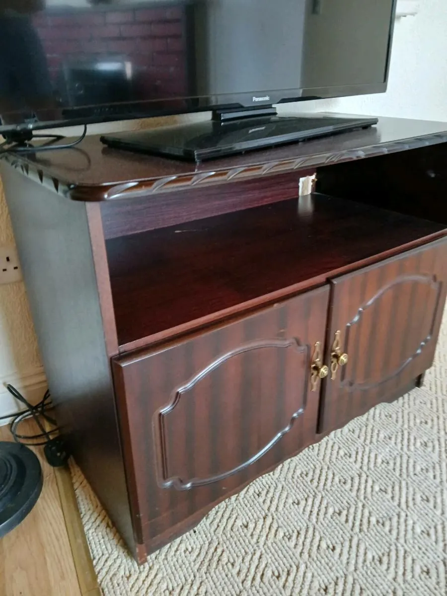 Television Unit - Image 2