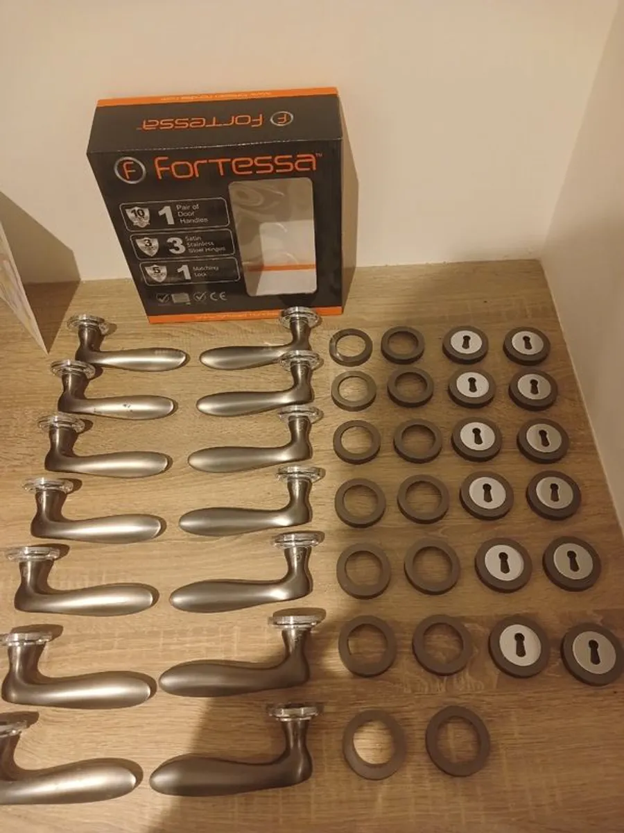 Fortessa Door Handles x7 - Image 1