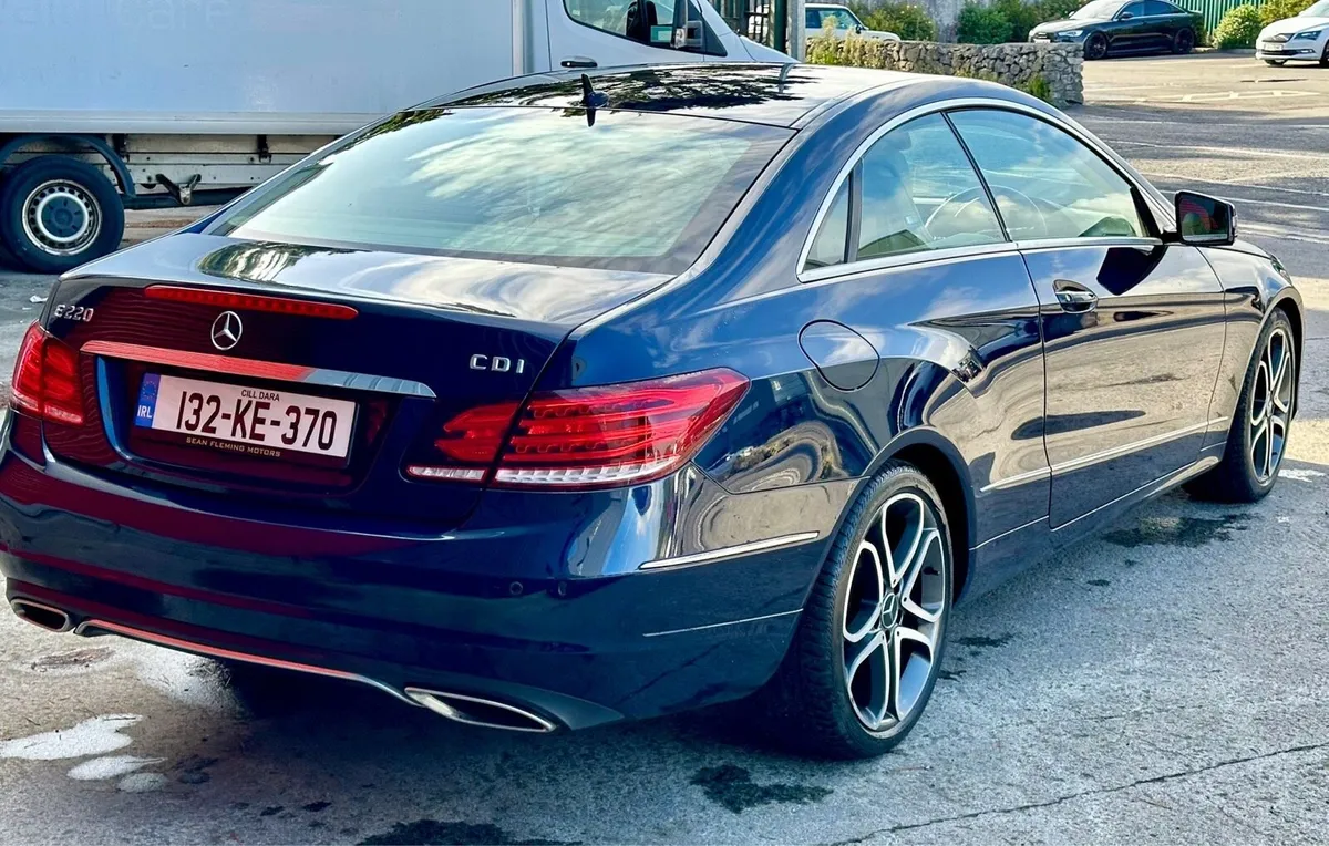 Mercedes E220 coupe Auto - Image 3