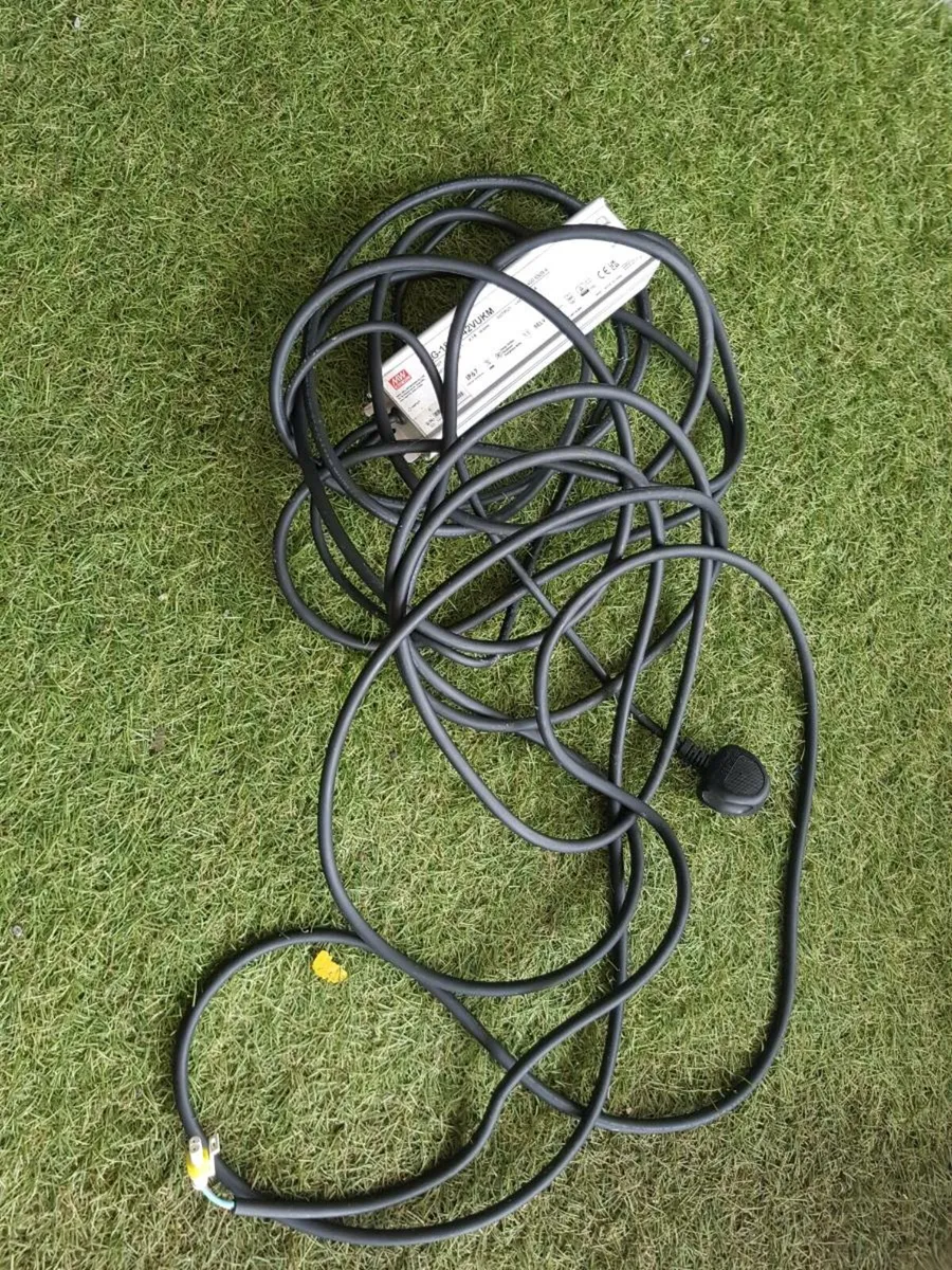 STIHL ROBOTIC MOWER CHARGER