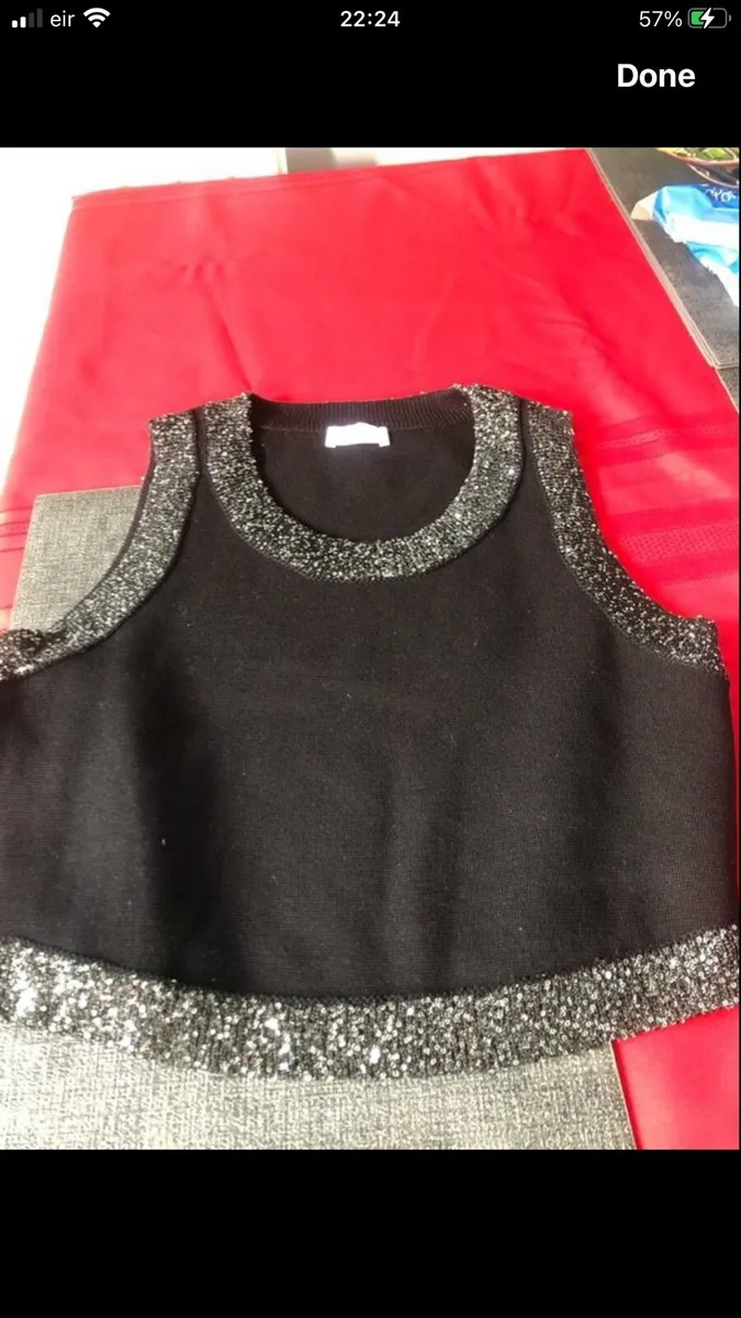 Ladies BNWT two piece suit €40 - Image 3