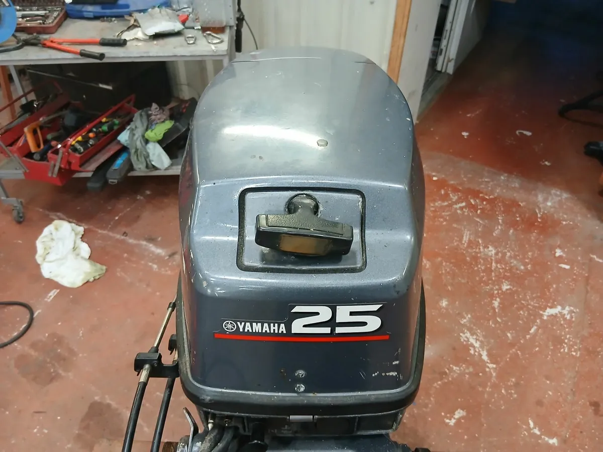 Yamaha 25hp 2 Stroke Outboard Engine - Image 3