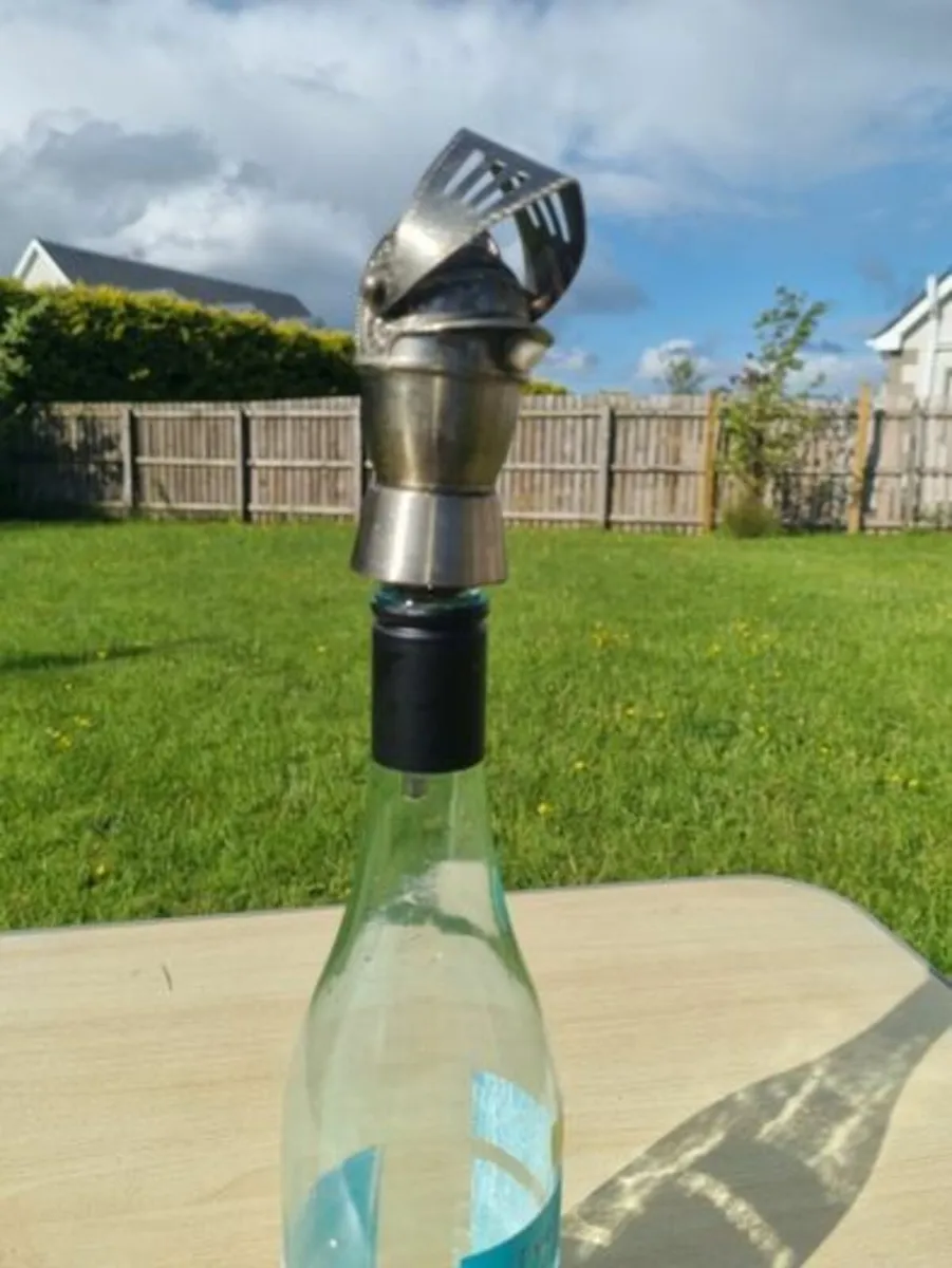 Vintage Medieval Knight Helmet bottle stopper - Image 4