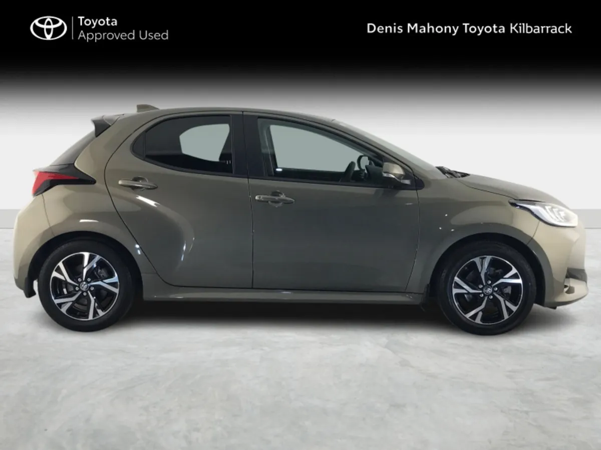 Toyota Yaris Yaris Hybrid 115 L-SPORT - Image 3