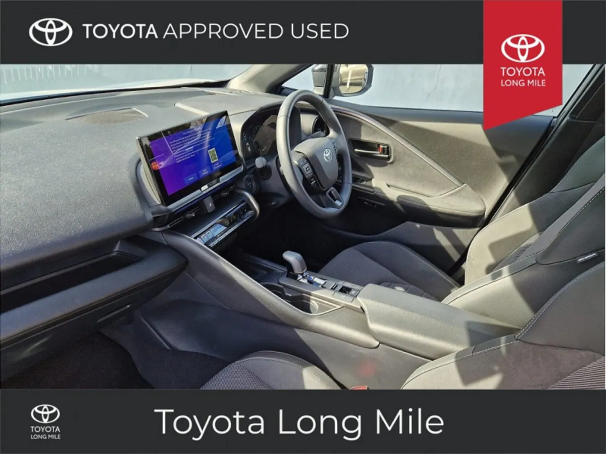 Toyota C-HR 1.8 Hybrid Sol 5dr - Image 4