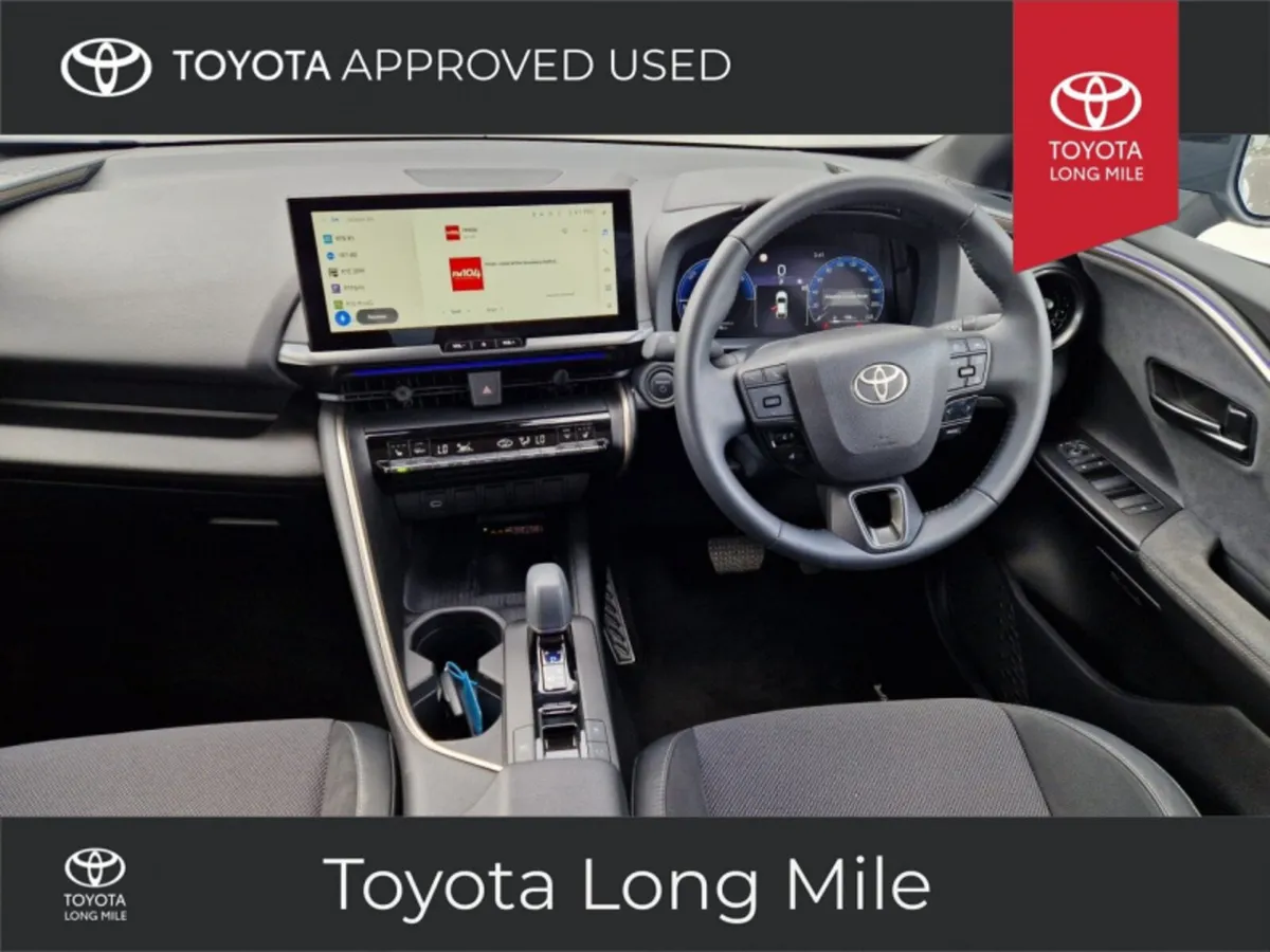 Toyota C-HR 2.0 Plug-in Hybrid Sol - Image 4
