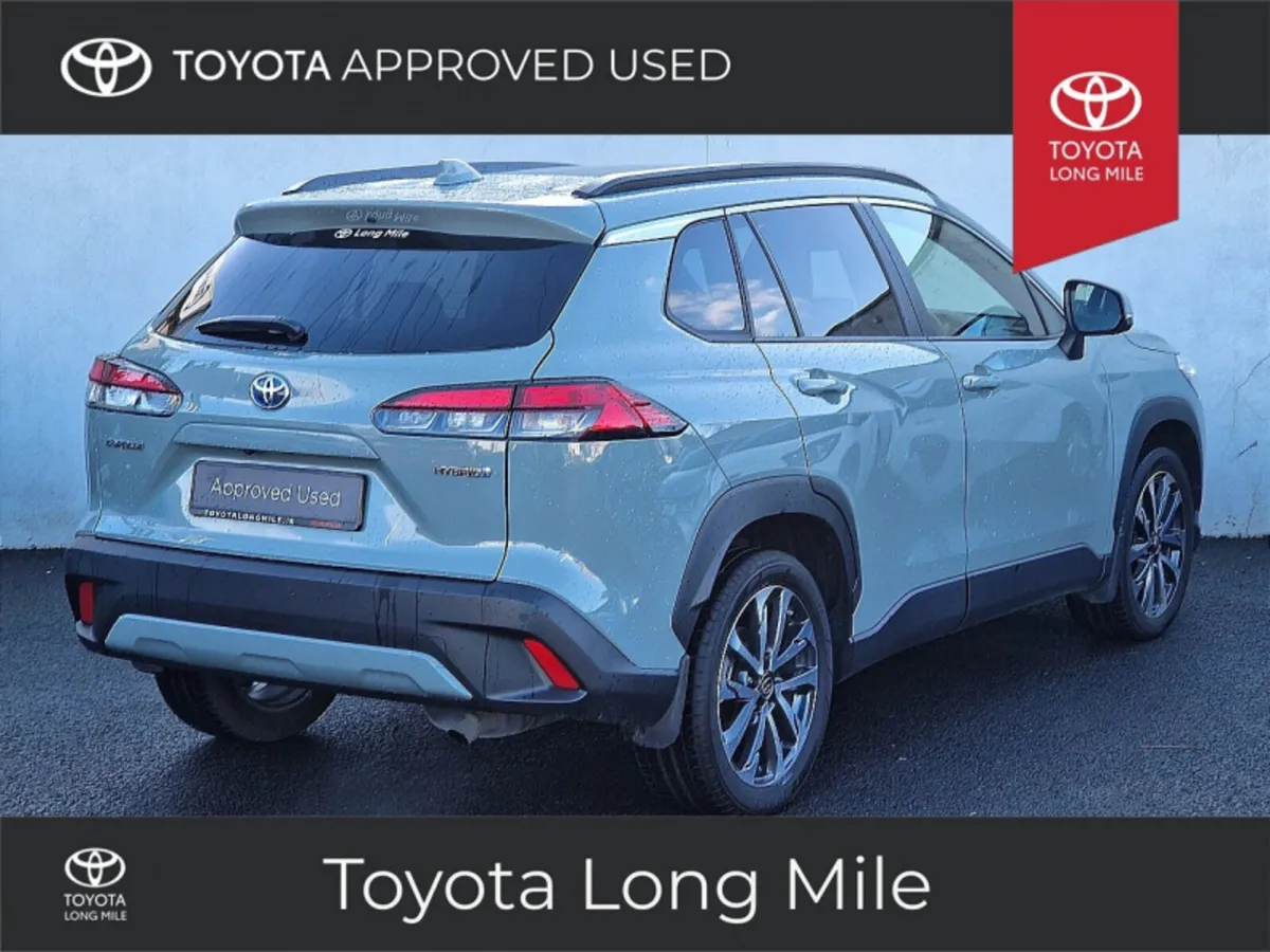 Toyota Corolla Cross 1.8 Hybrid Sol With Side Step - Image 3
