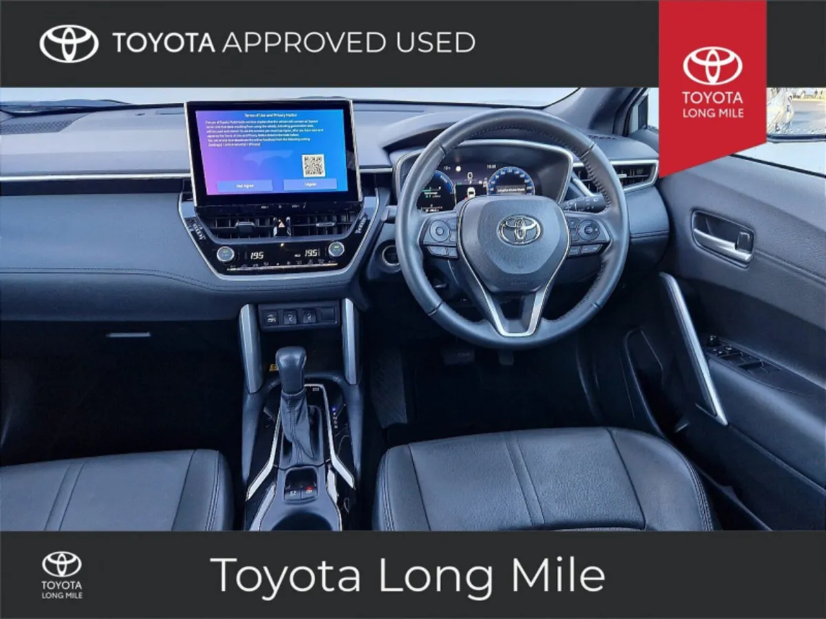 Toyota Corolla Cross 1.8 Hybrid Sol With Side Step - Image 4