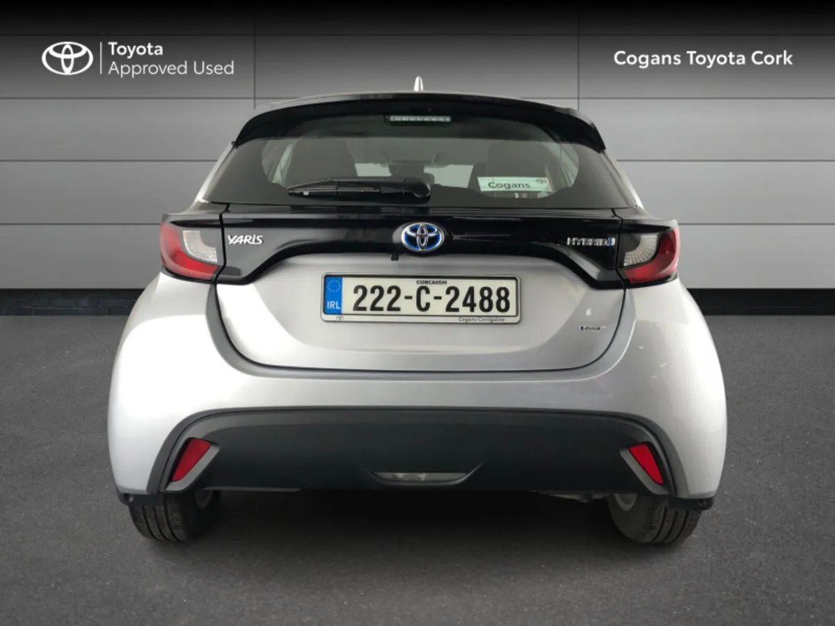 Toyota Yaris 1.5 - Image 4