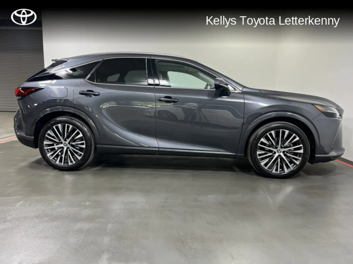 Lexus RX450H+ RX 450h+ PHEV LUXURY DKEY - Image 3