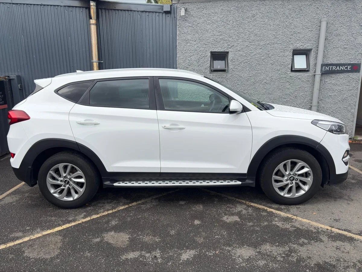 Hyundai Tucson 2016 - Image 2