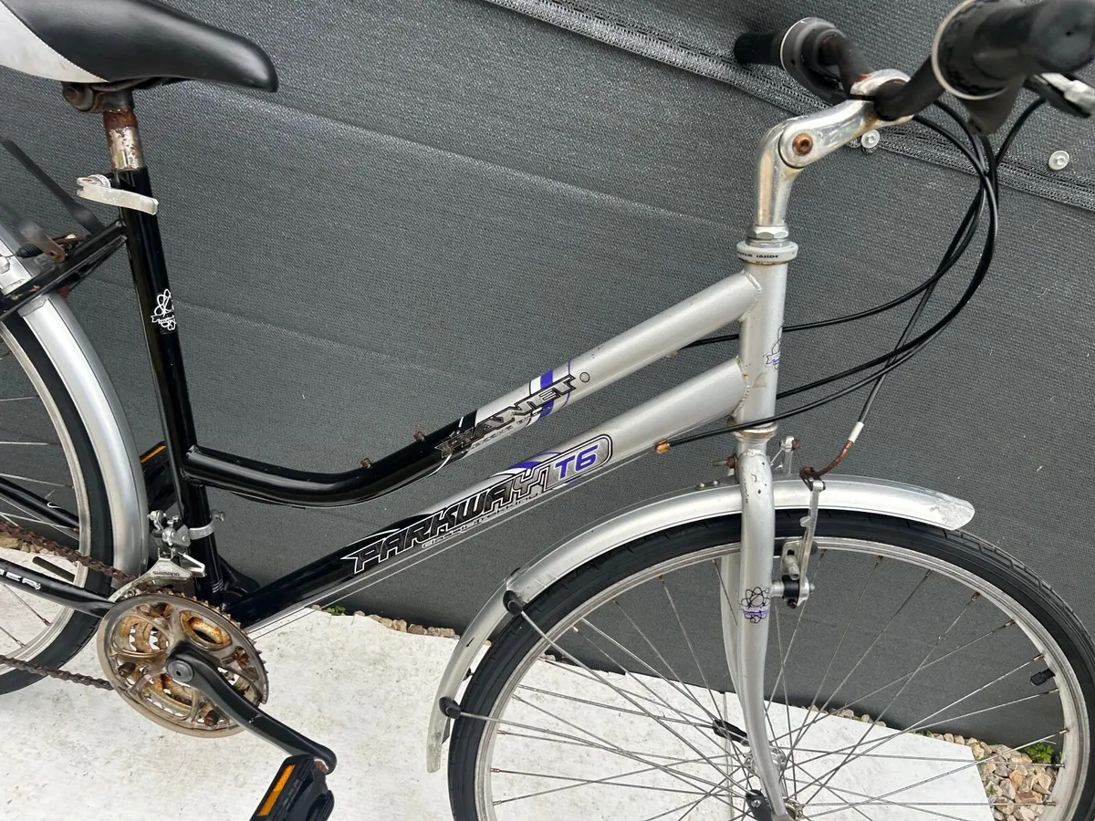 Parkway lady bike ❗️Open 7 days❗️ - Image 4