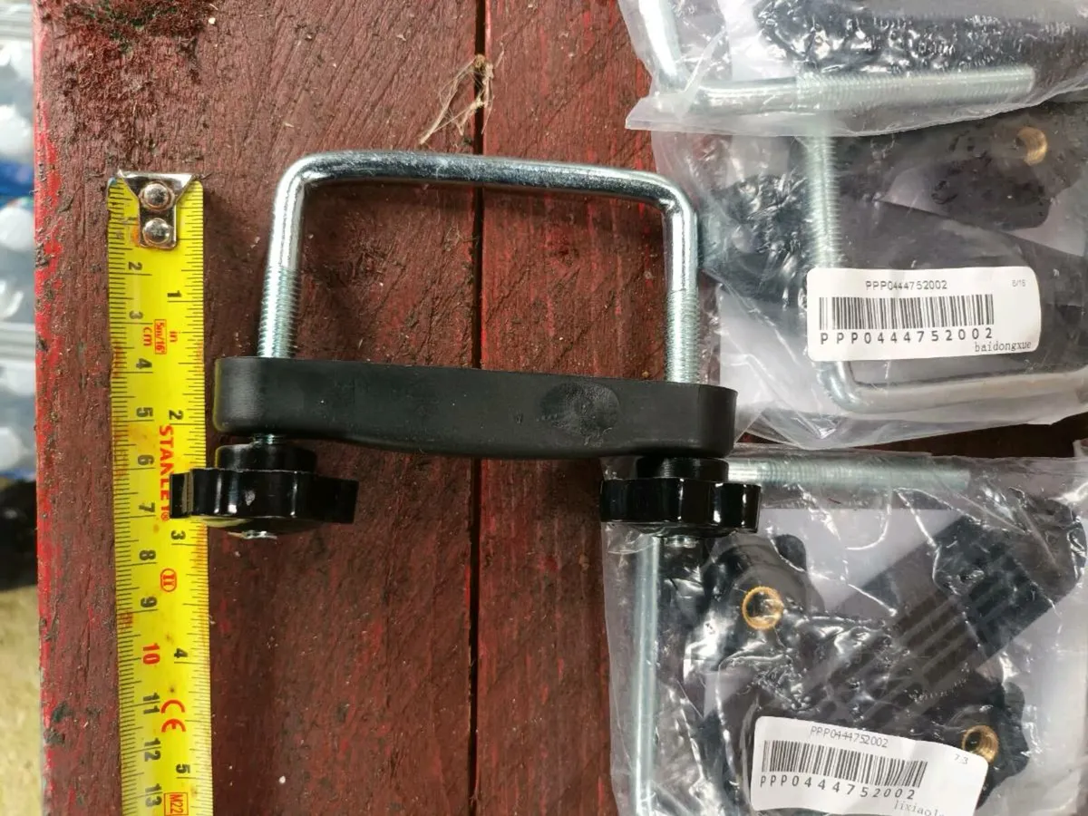 Roof box brackets - Image 1