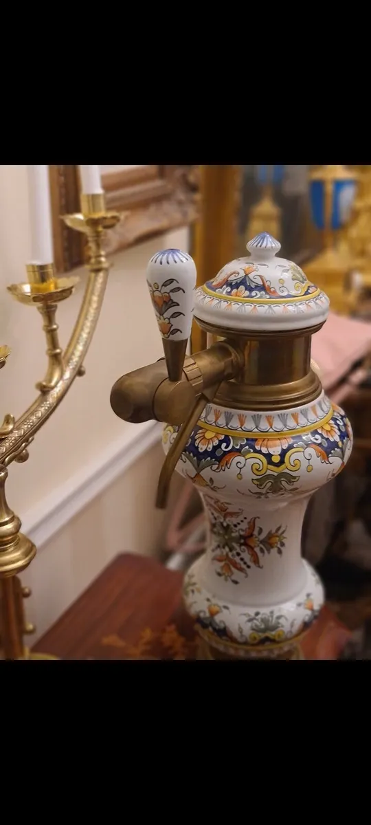 Antique porcelain and brass beer tap - Image 2