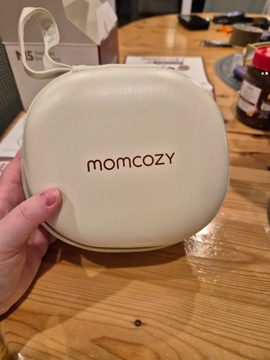 Momcozy Breast Pump - Image 3