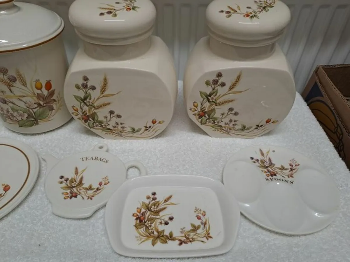 Harvest 1970s kitchen ware - Image 4