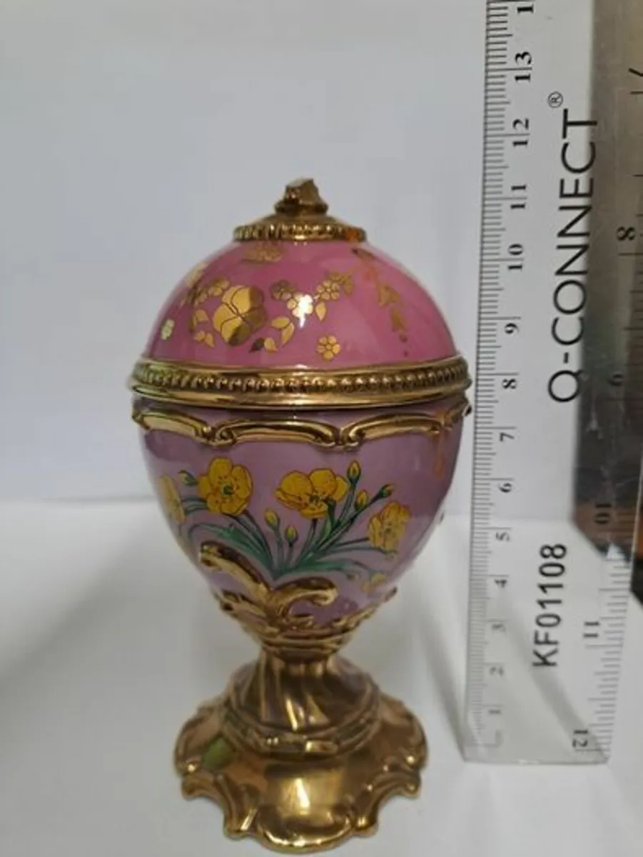 House of Faberge Buttercup - Image 2