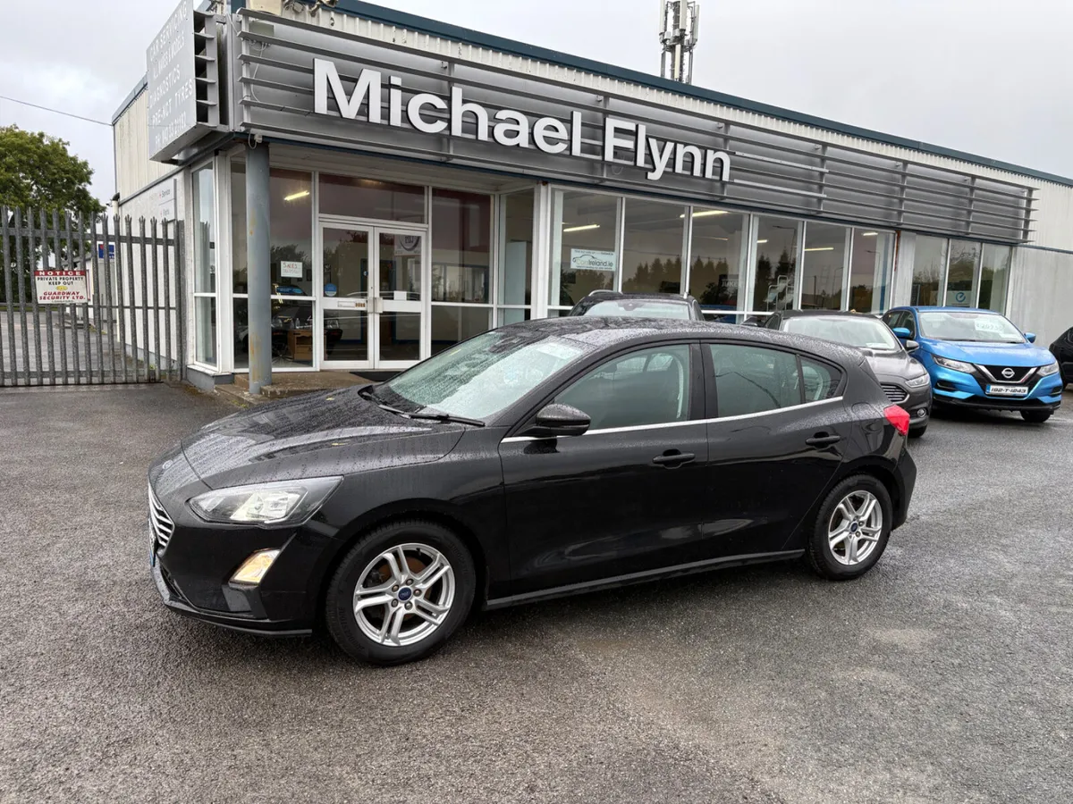 Ford Focus Zetec 1.5 TDCi Ecoblue FSH 2022 - Image 2