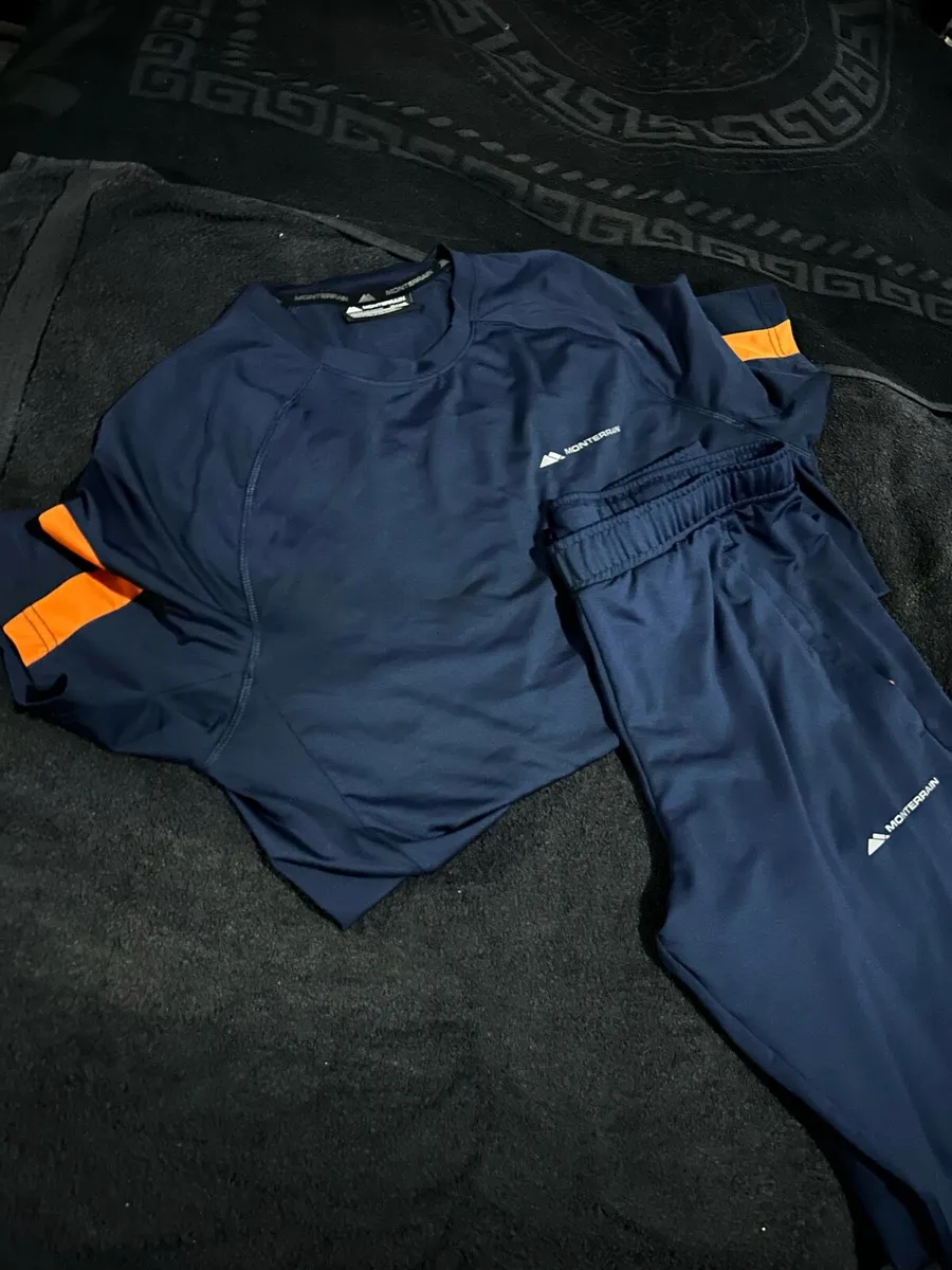 Monterrain T shirt and tracksuit bottoms Set
