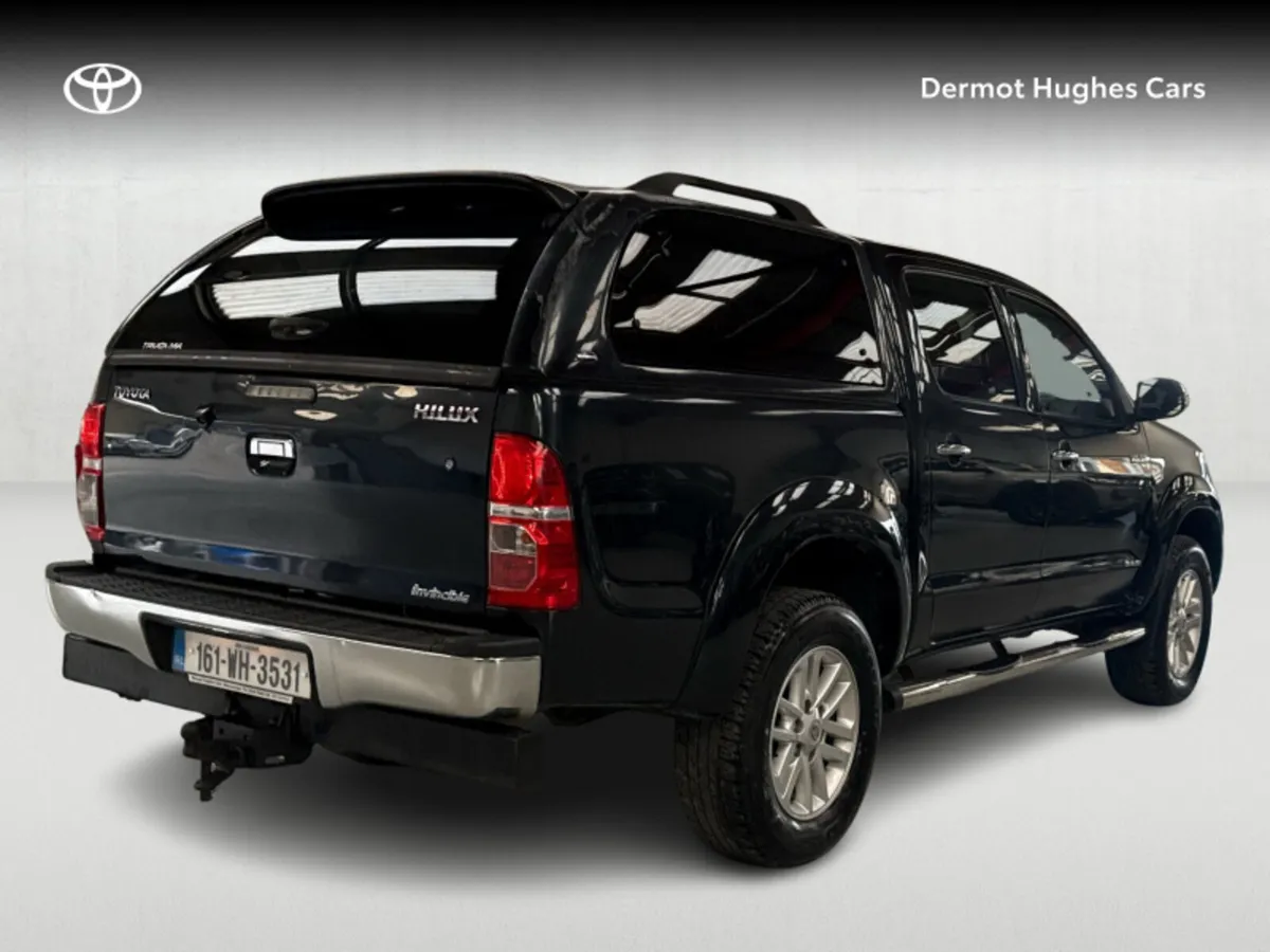 Toyota Hilux 3.0LTR D4D INVINCIBLE - Image 2