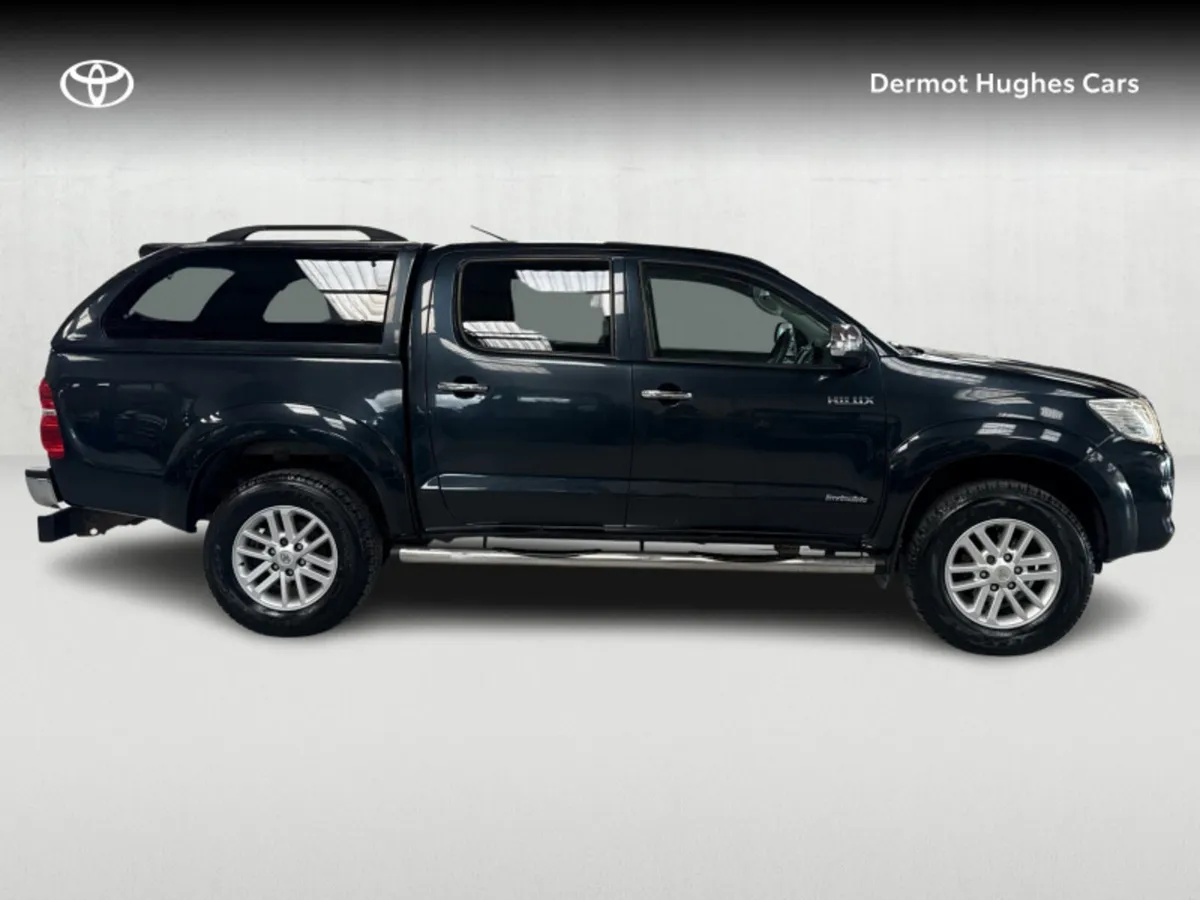 Toyota Hilux 3.0LTR D4D INVINCIBLE - Image 3