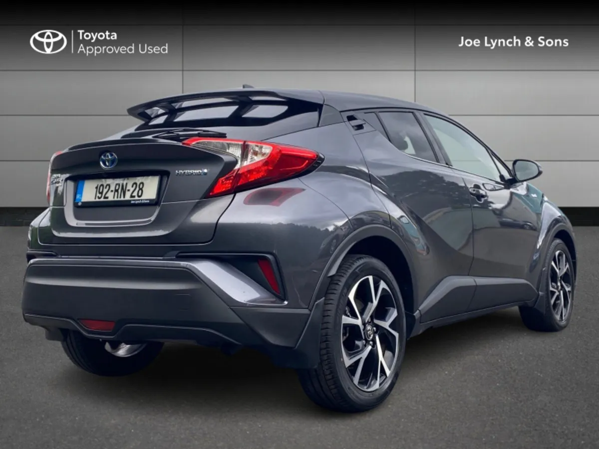 Toyota C-HR C-HR HYBRID SPORT - Image 2