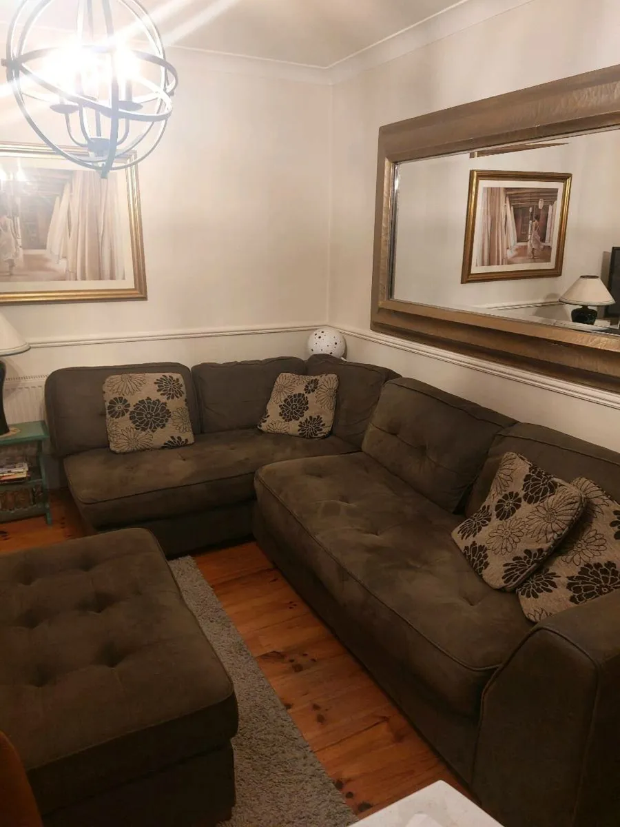 L shape couch - Image 4