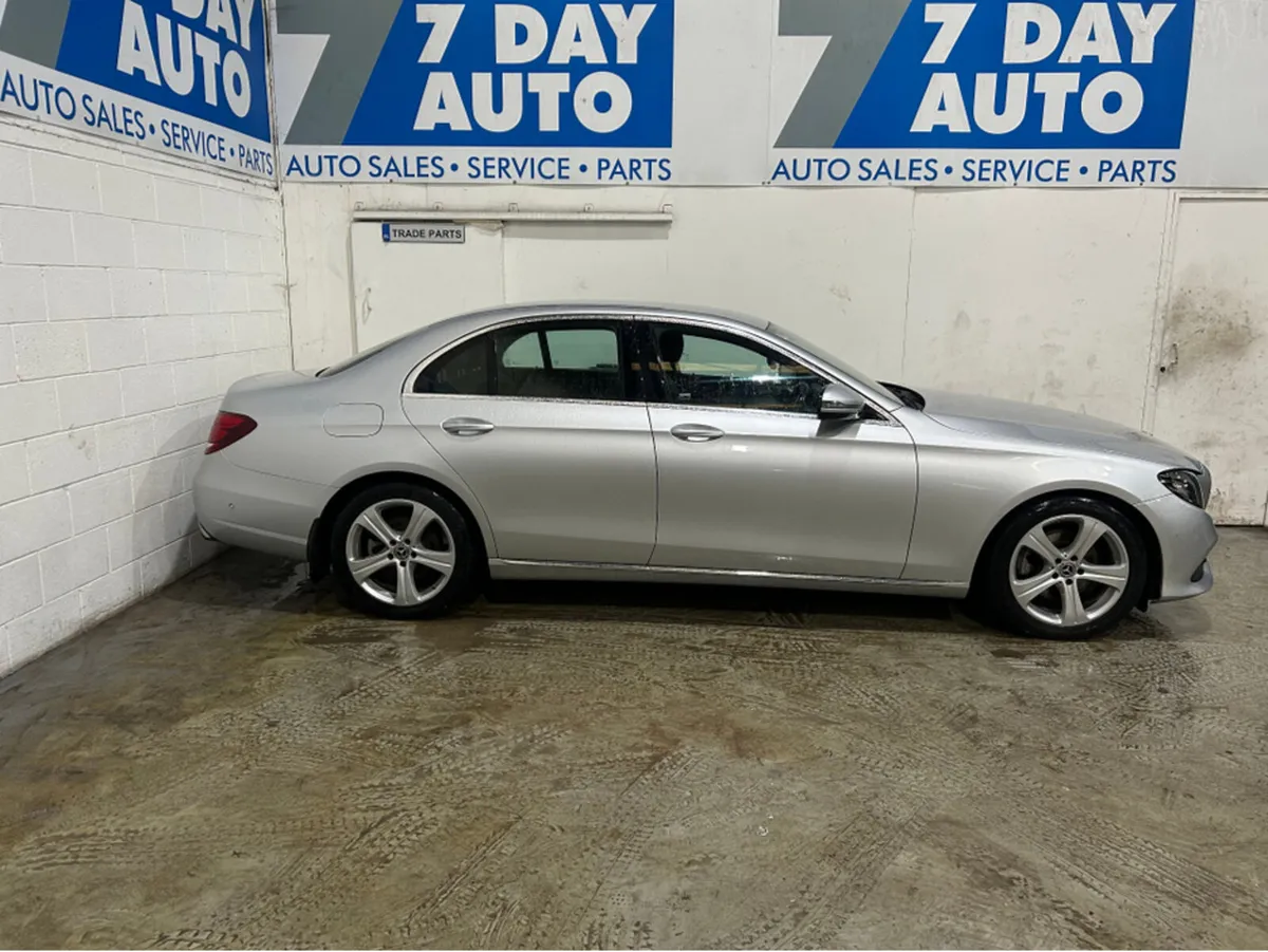 Mercedes-Benz E-Class E220 D SE 4DR AUTO - Image 3
