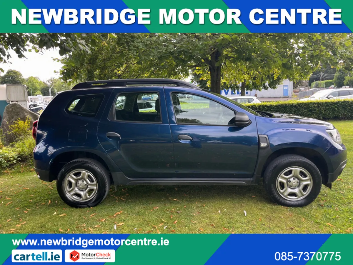Dacia Duster ESSENTIAL BLUE DCI 115 RE 5DR - Image 3