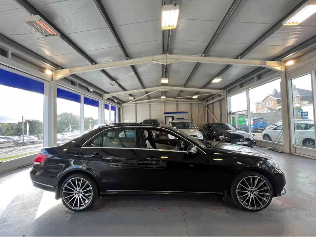 Mercedes-Benz E-Class 200 BLUETEC ELEGANCE 4DR AUT - Image 4