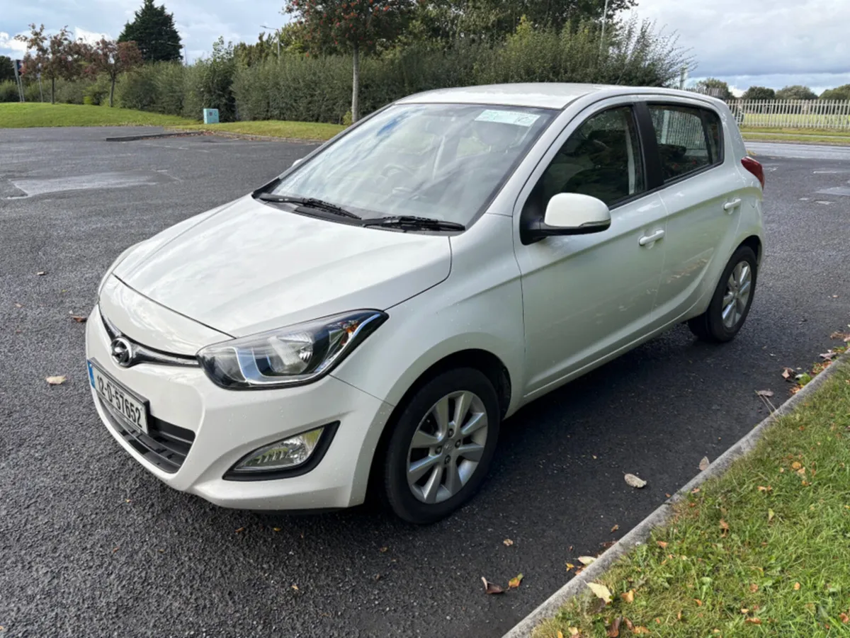 Hyundai i20 ACTIVE 84BHP 5DR 85PS - Image 1