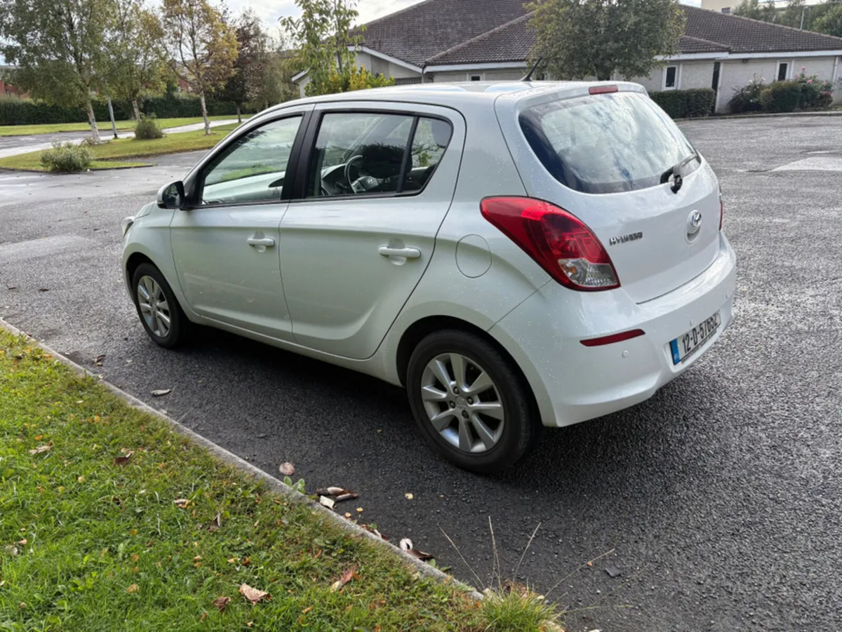 Hyundai i20 ACTIVE 84BHP 5DR 85PS - Image 4
