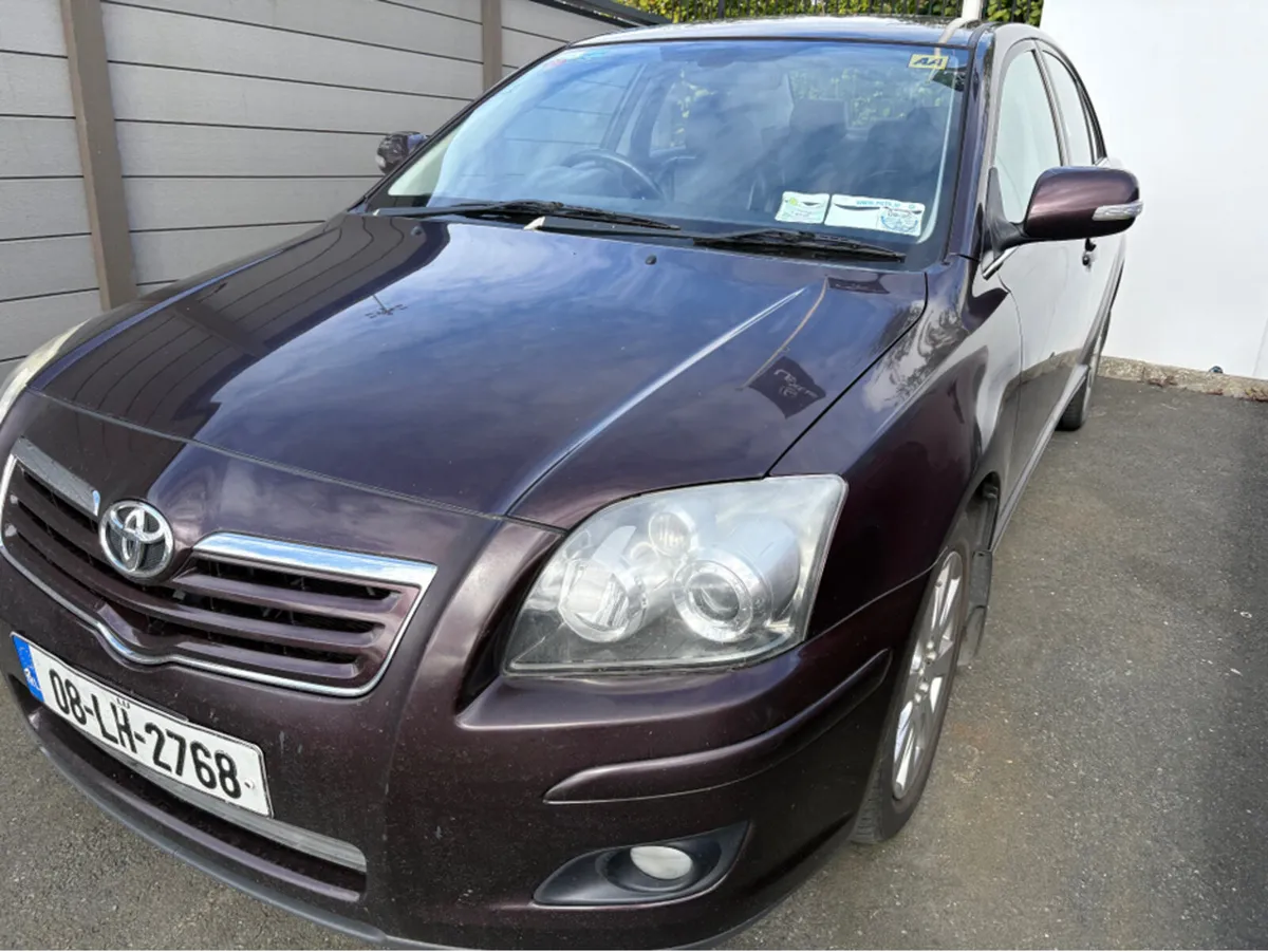 Toyota Avensis RC 1.8 LUNA AUTO - Image 1