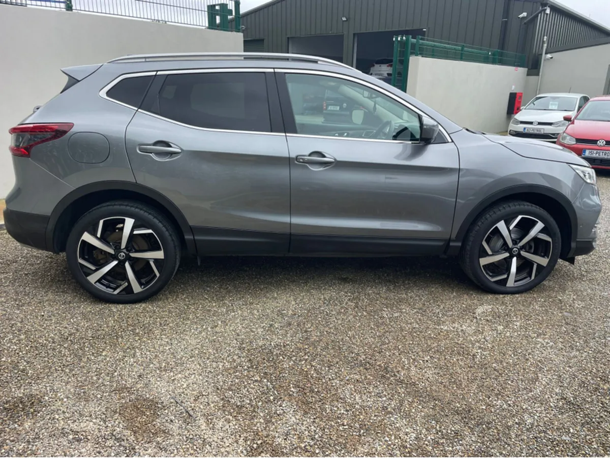Nissan Qashqai TEKNA DCI - Image 3