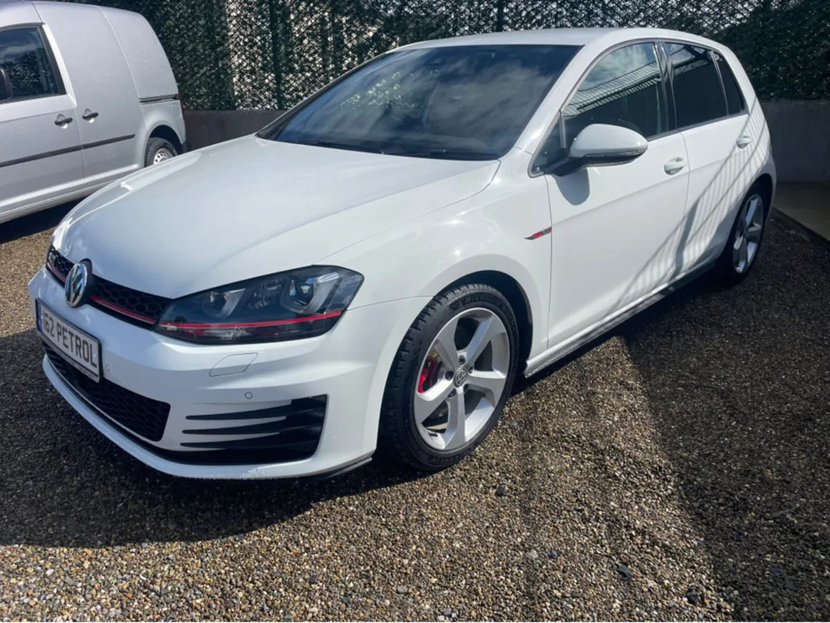 Volkswagen Golf 2.0GTI DSG - Image 2