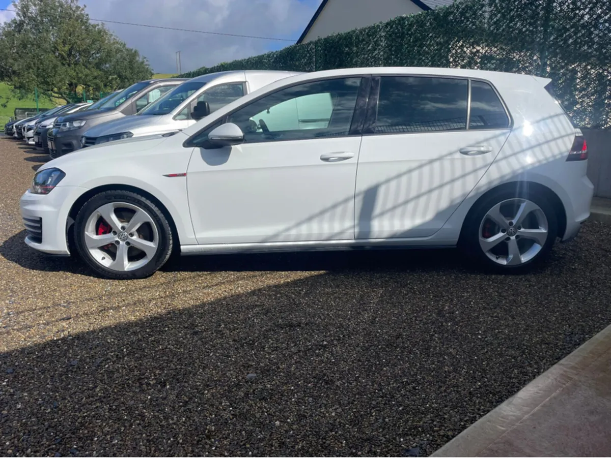 Volkswagen Golf 2.0GTI DSG - Image 4