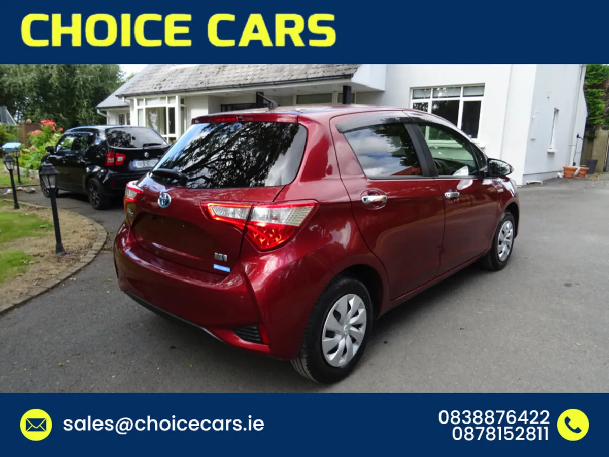 Toyota Yaris 1.5 AUTO HYBRID TOP SPEC - Image 4