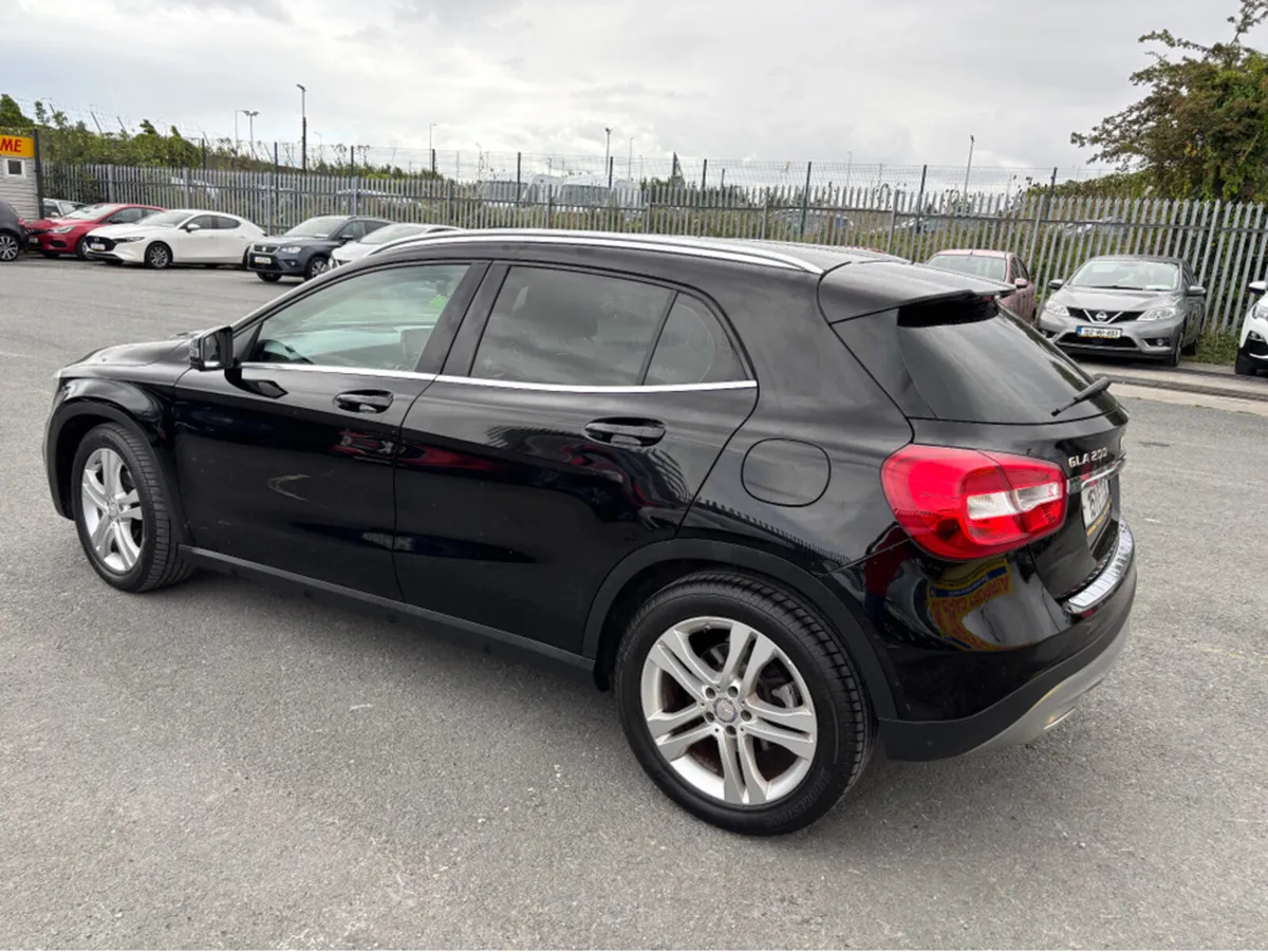 Mercedes-Benz GLA 200 CDI URBAN 5DR - Image 3