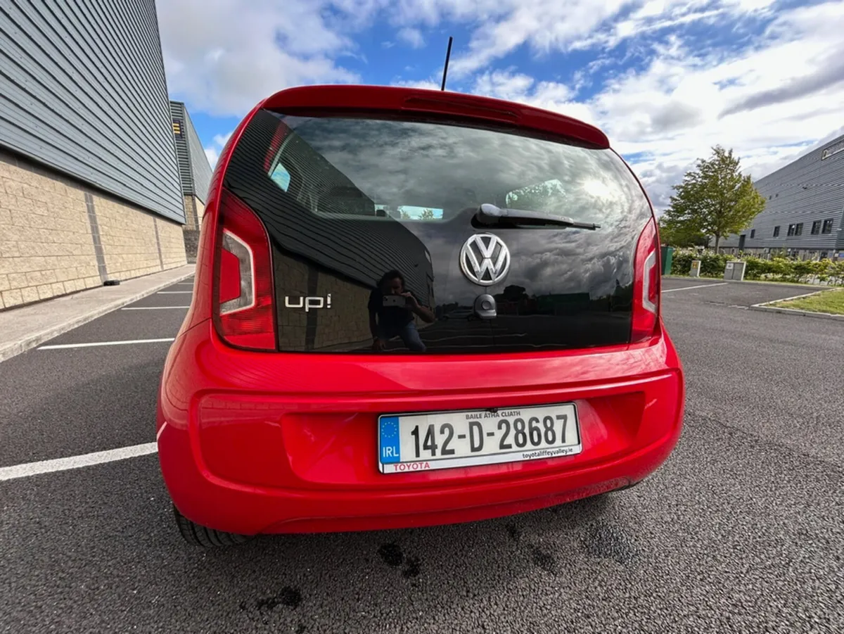 Volkswagen up! AUTOMATIC ** LOW MILEAGE IRISH CAR - Image 4