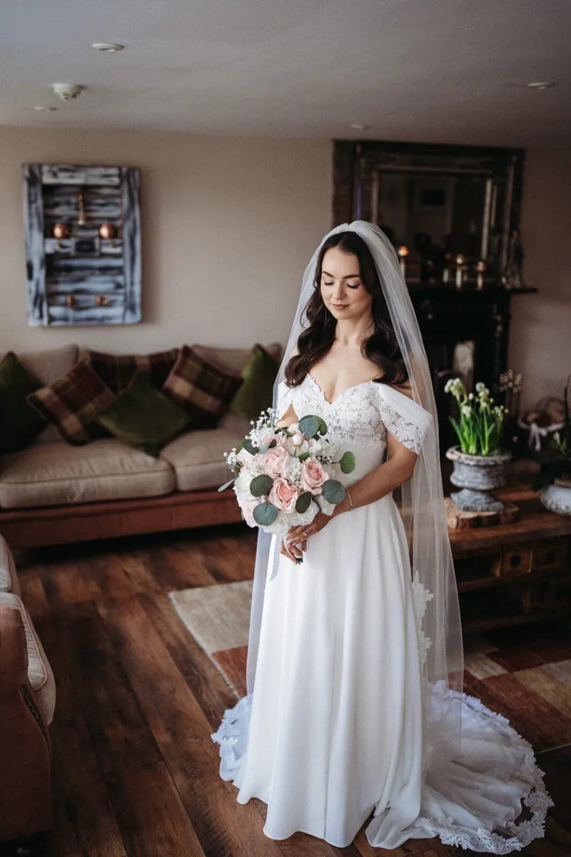 Wedding dress by Mikaella - Image 4