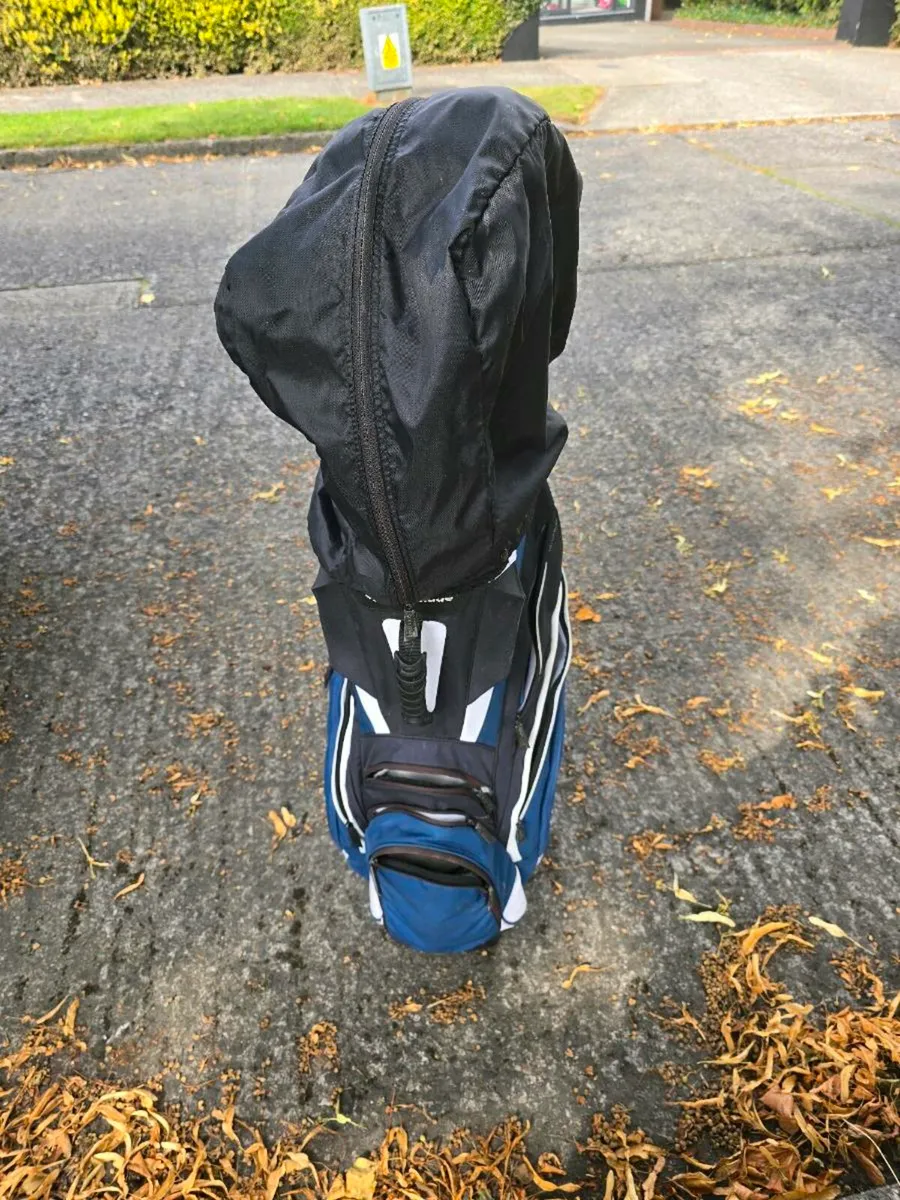 Taylormade Bag - Image 4