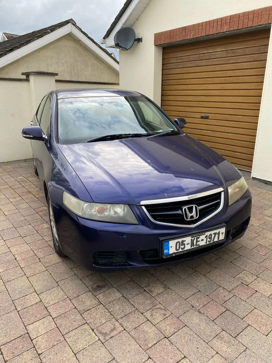 2005 Honda Accord - Image 2