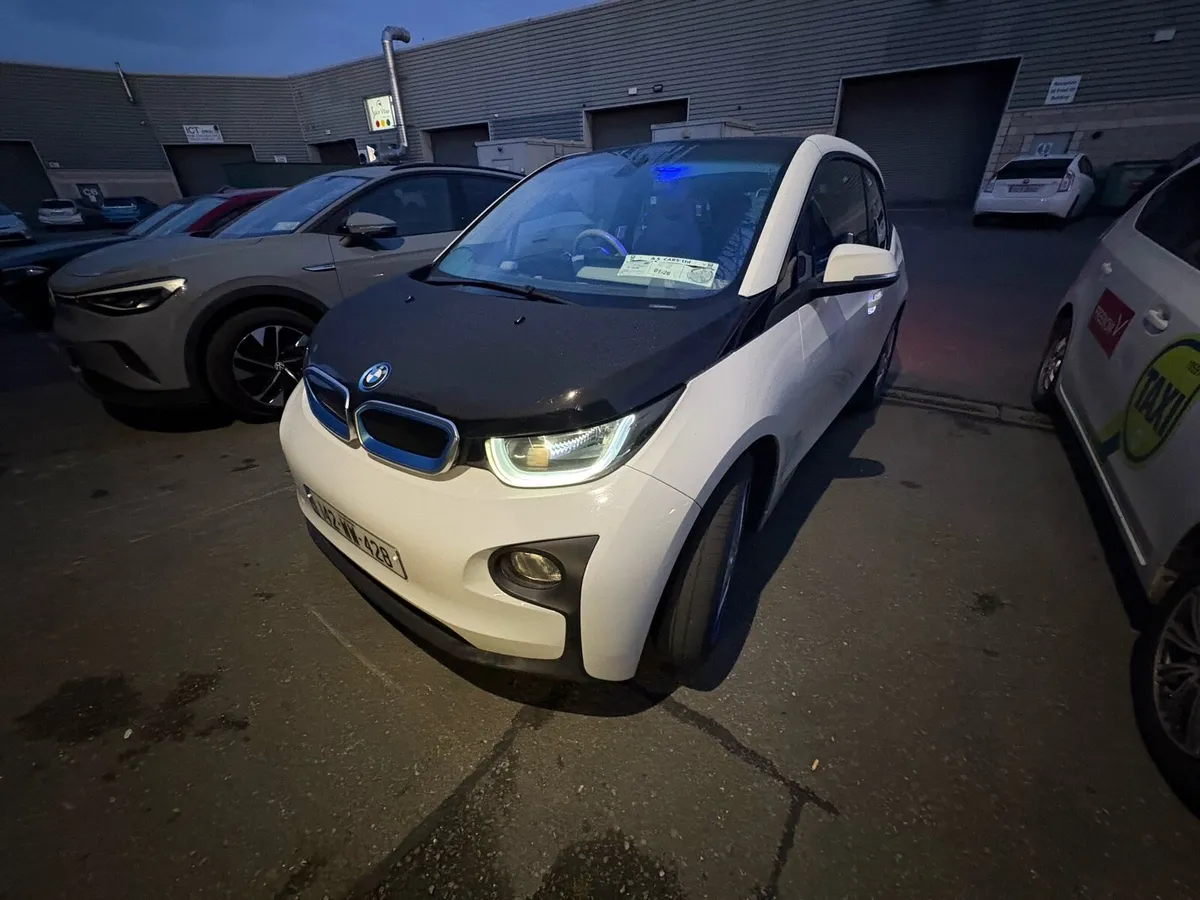 BMW iЗ Ultimate Spec - Image 2