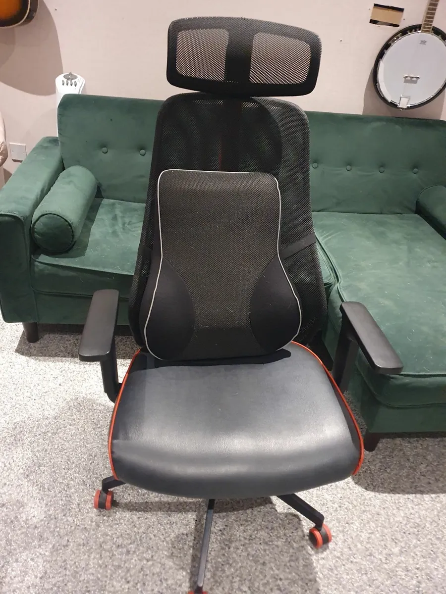 Office chair - Image 1