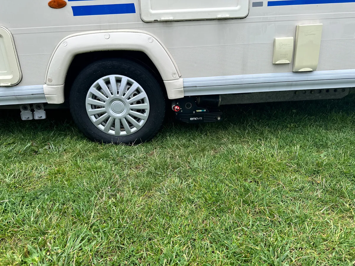 ✨2010 BAILEY RANGER TRIPPLE BUNK BED 6 BERTH✨ - Image 3